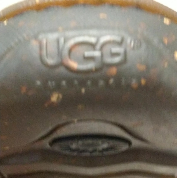 UGG Women's Sefina 3132 Brown Leather Thong Sandals SZ US 8 Great Condition - Picture 4 of 4